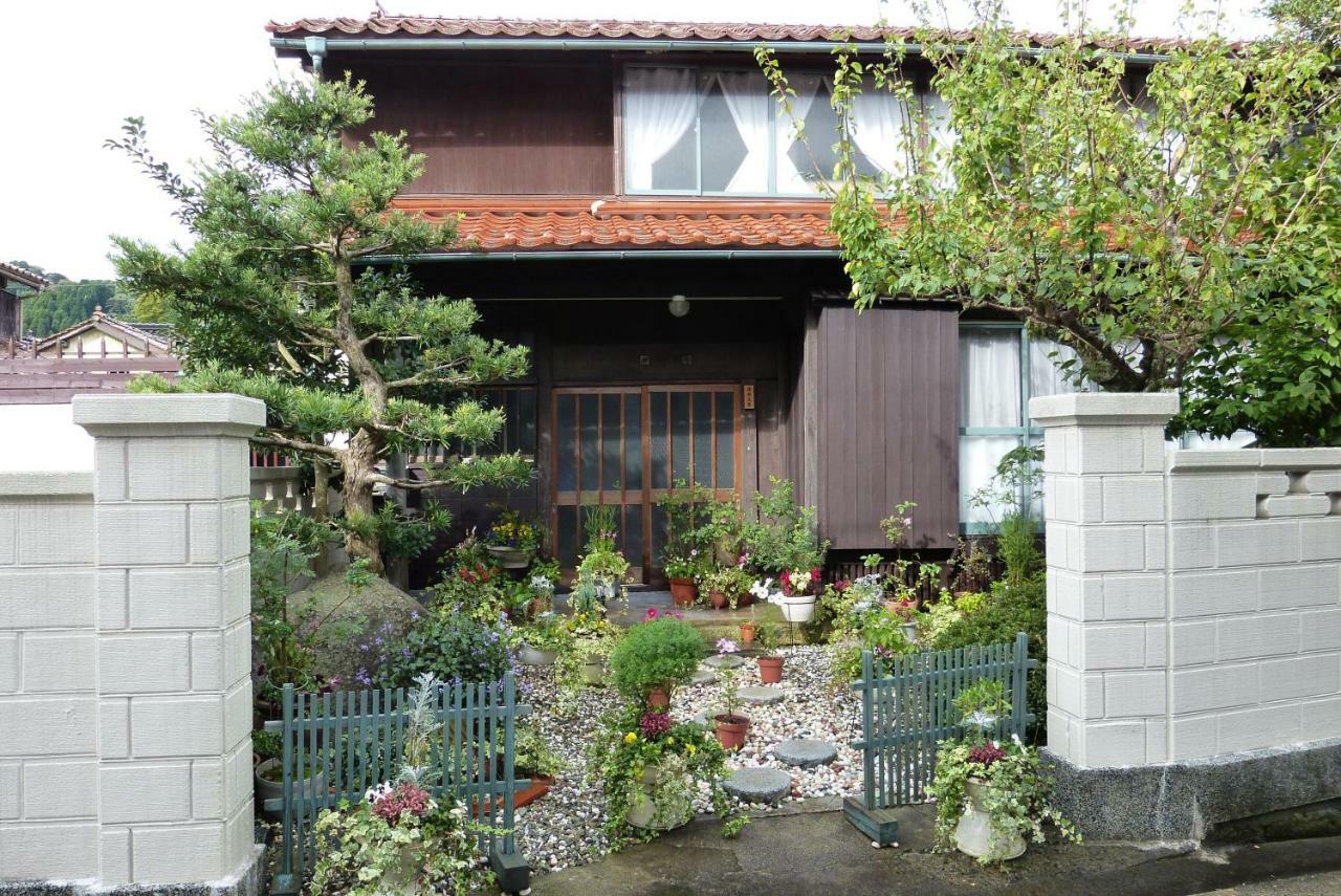 Guesthouse Higashi Fujitatei Shin'onsen Extérieur photo